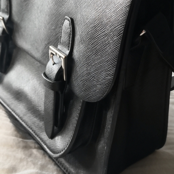 Satchel from London - Picture 2 of 2